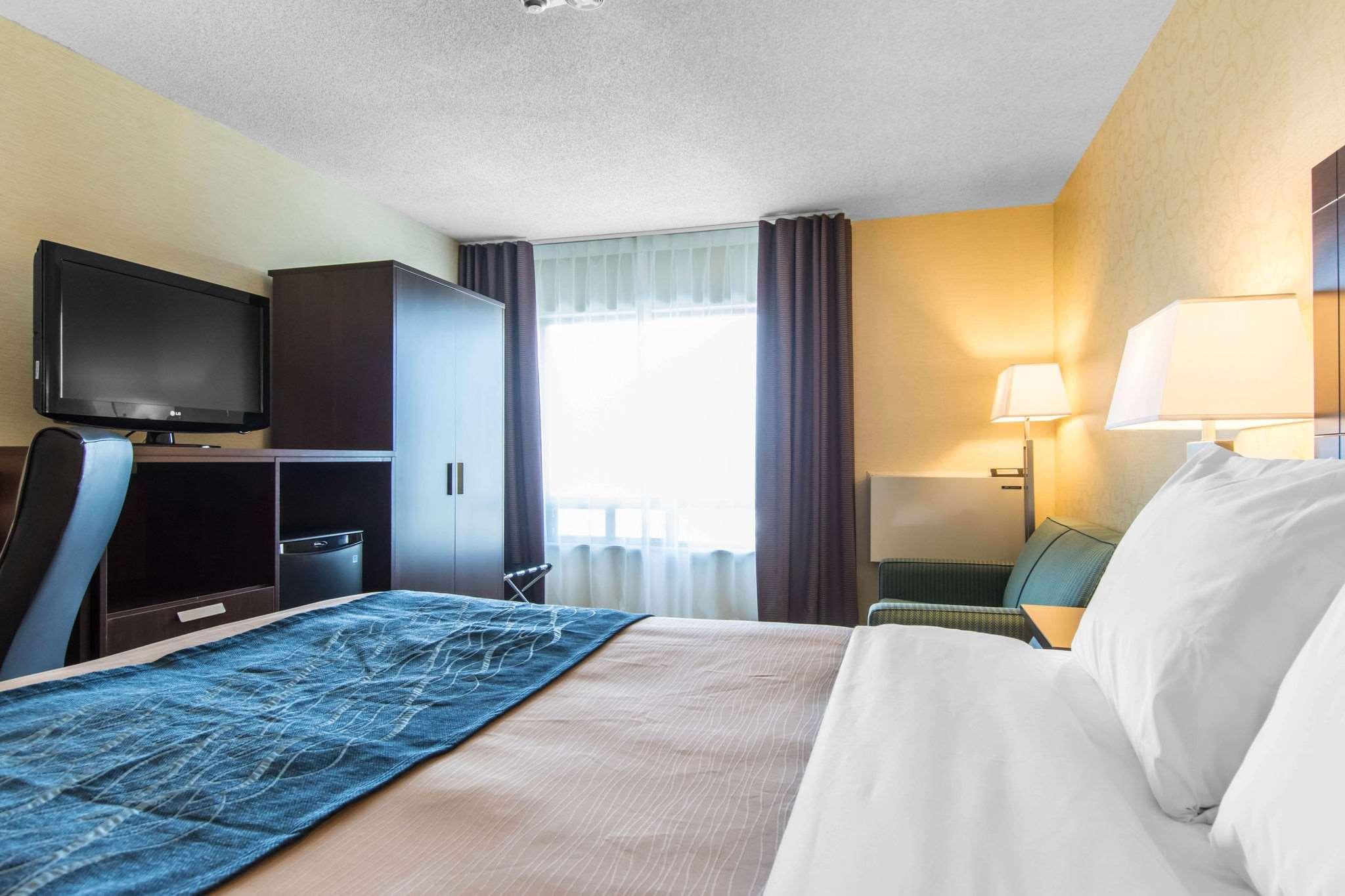 Comfort Inn Trois-Rivieres Exterior photo