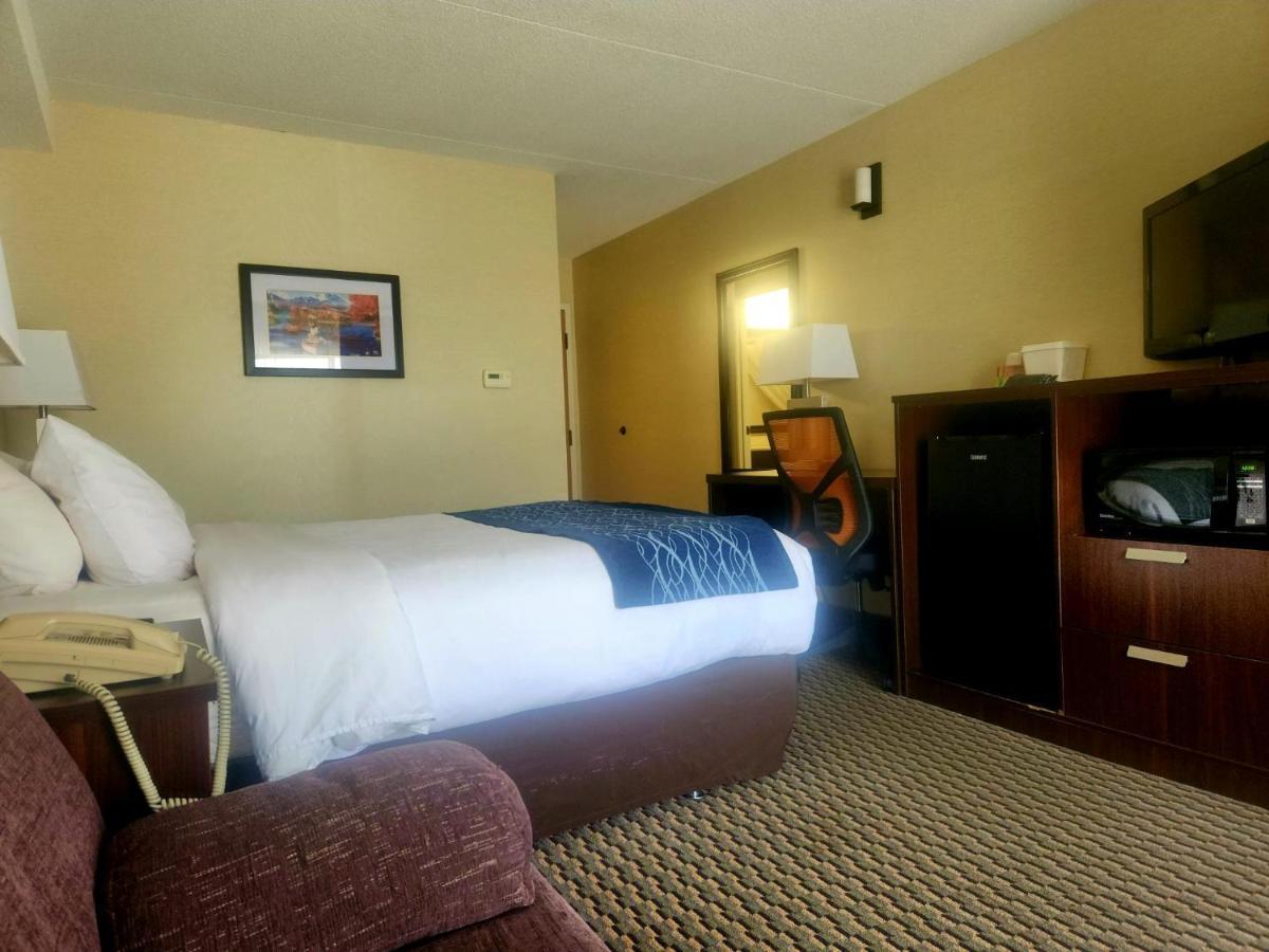 Comfort Inn Trois-Rivieres Exterior photo